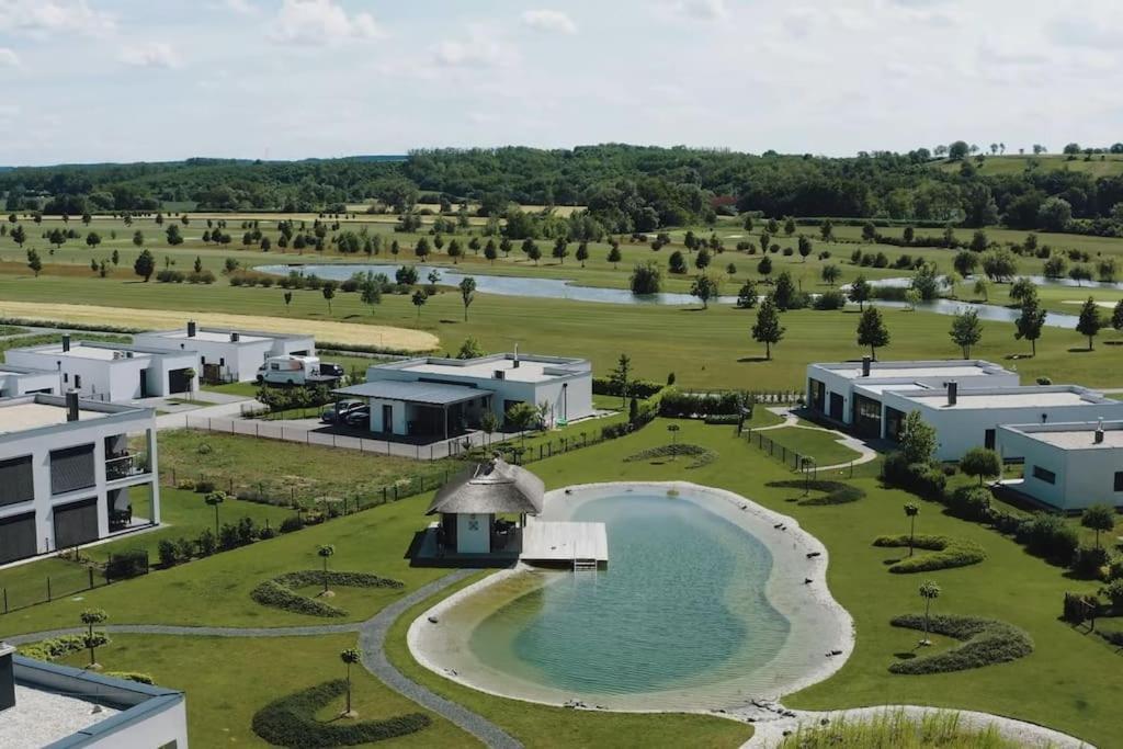 Luxus Am Golfplatz Und Therme Lutzmannsburg *